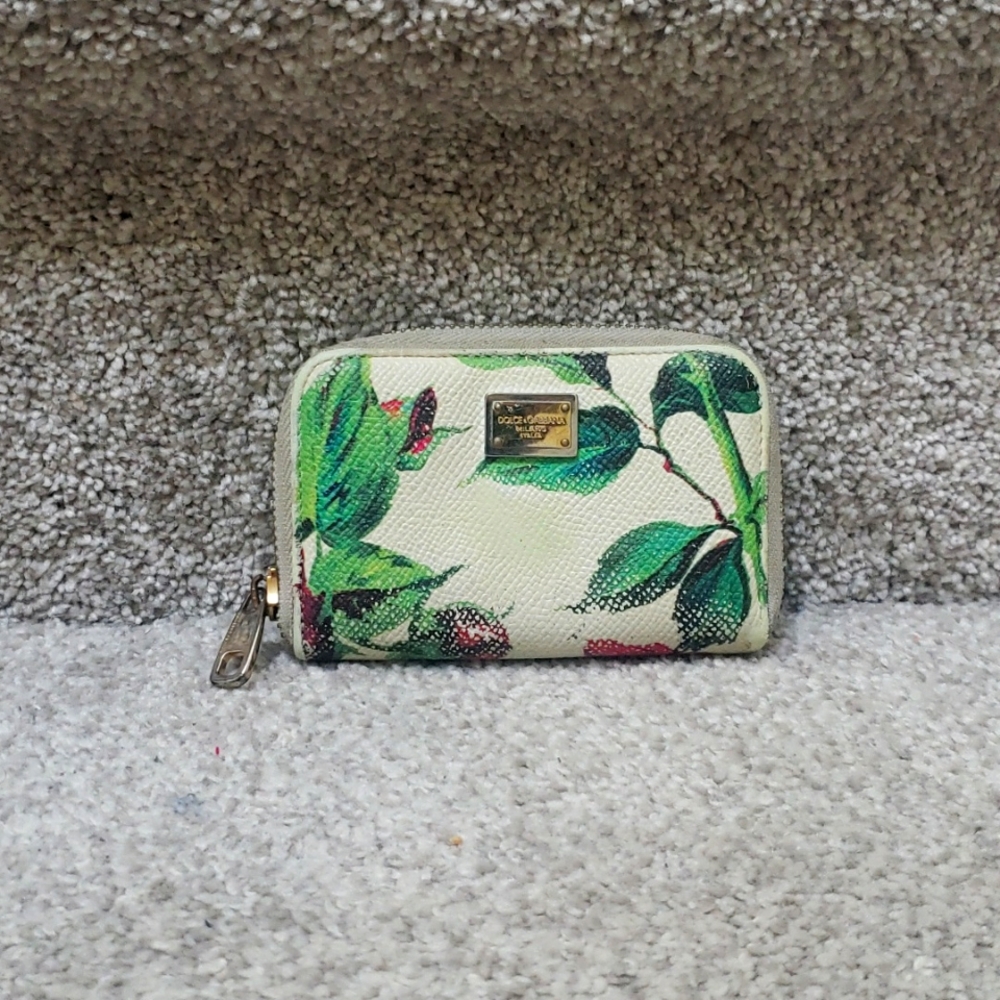 Dolce & Gabbana  Floral Zippy Rare
